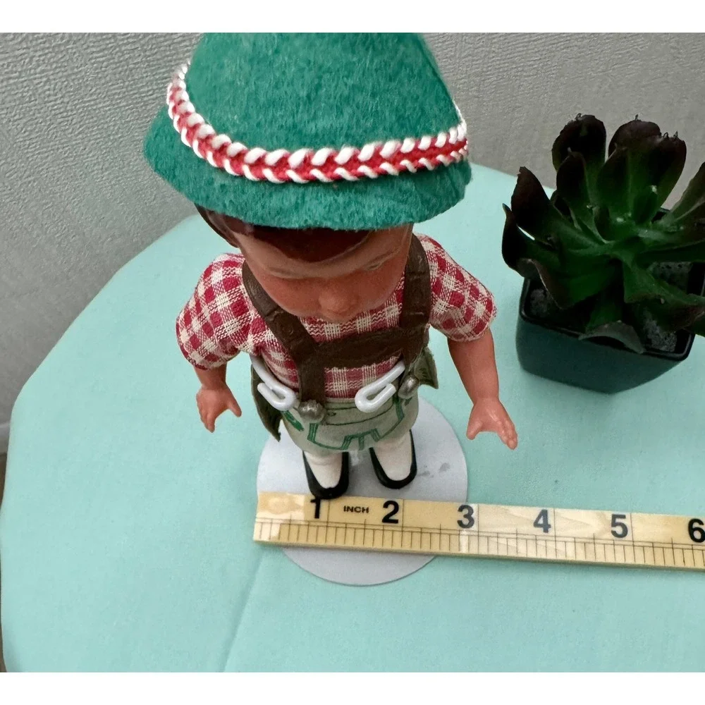 Madame ALEXANDER German Vintage 60s Festive Attire Doll Stand Kaiser Chicago 7